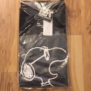Uniqlo x Kaws x Peanuts Snoopy Limited Edition Tee